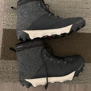 COPY - Adidas Primaloft Climawarm Women's Felt Hiking Boots/Snow Boots  8.5